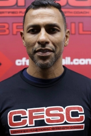 Gustavo M Carvalho
